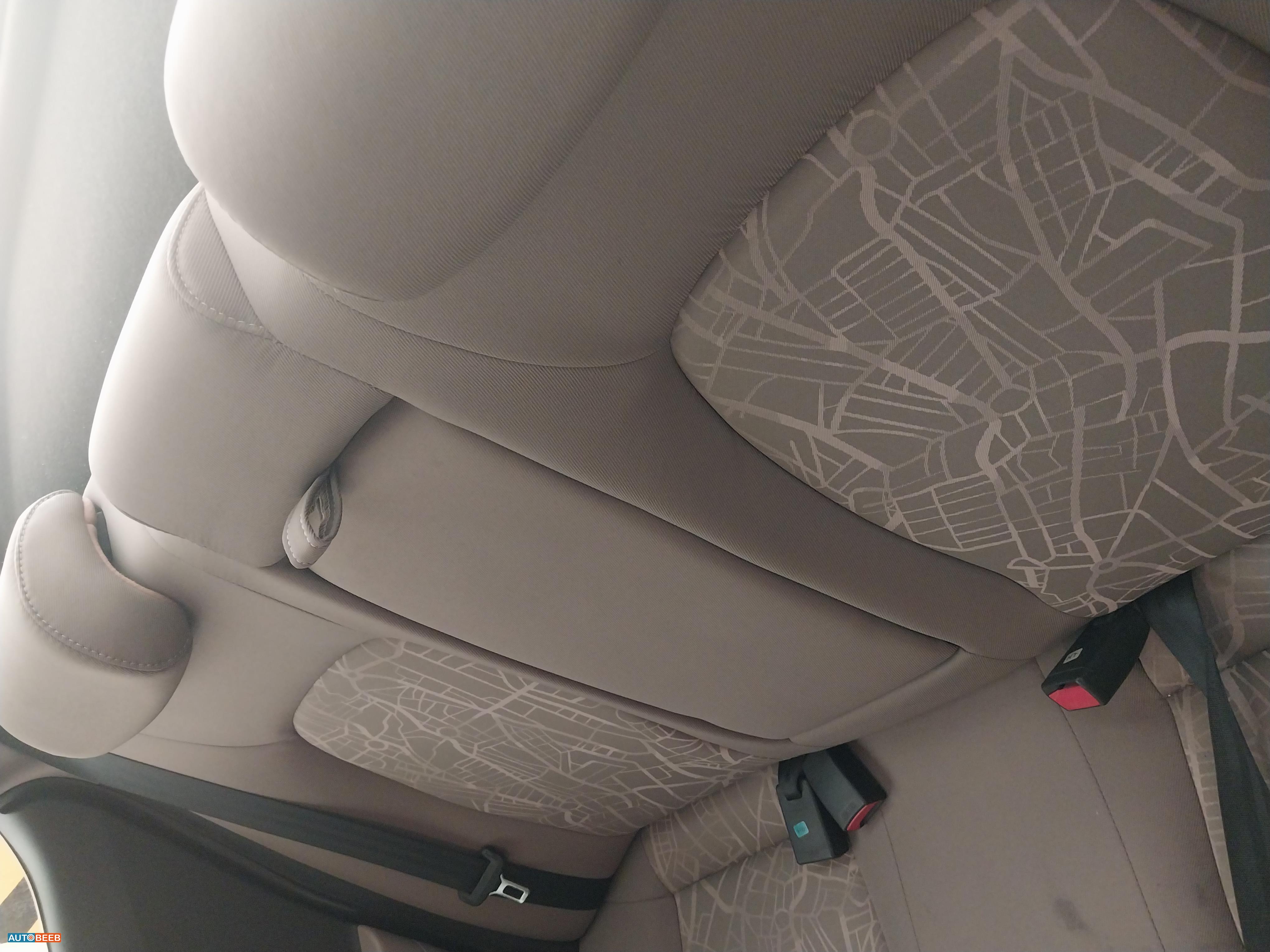 هيونداي i10 2019