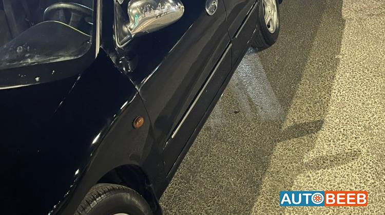 هيونداي افانتي 1999