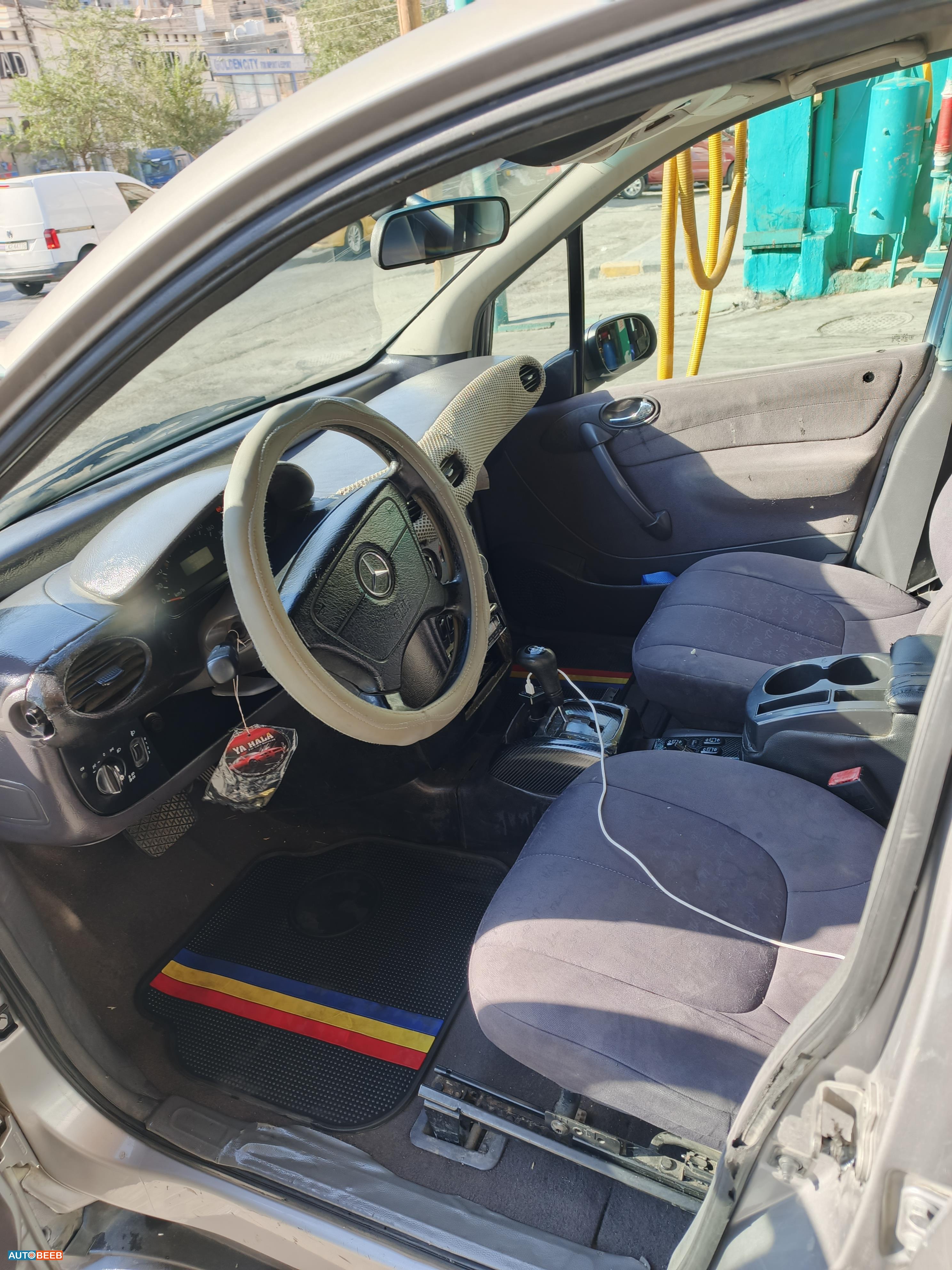 مرسيدس بنز A140 2000