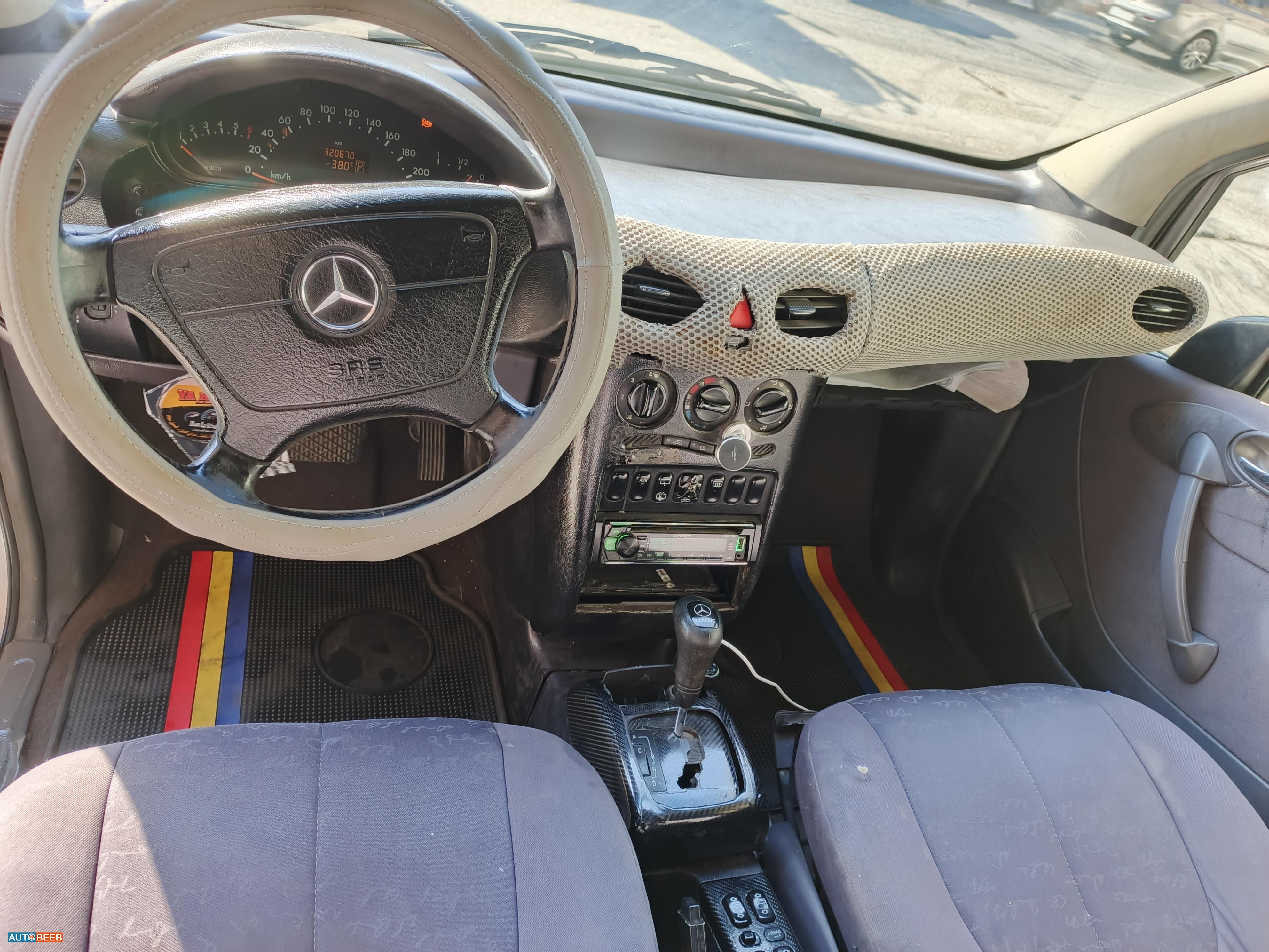 مرسيدس بنز A140 2000