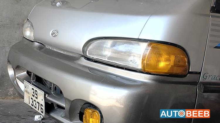 ميني باص هيونداي 1996