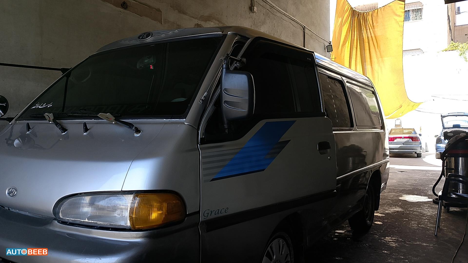 ميني باص هيونداي 1996