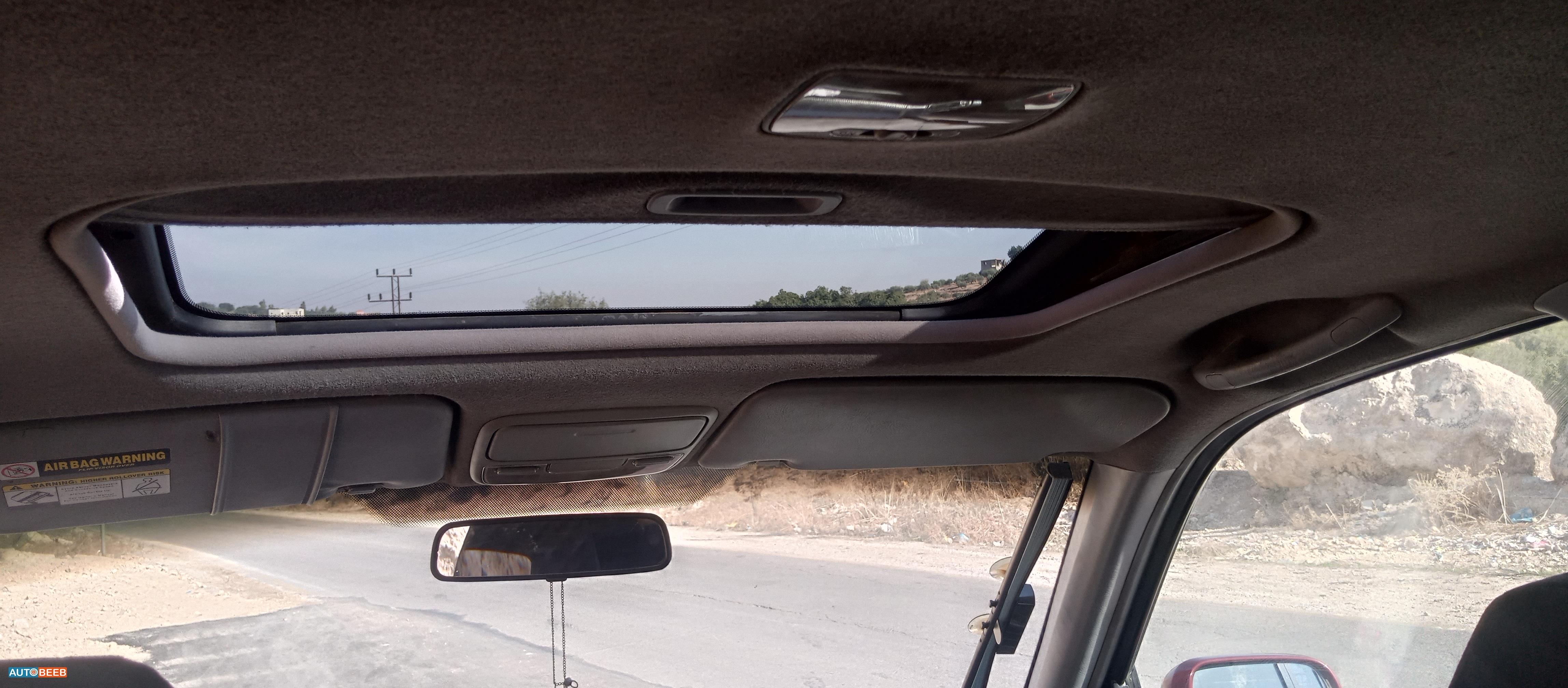 هوندا CR-V 2003