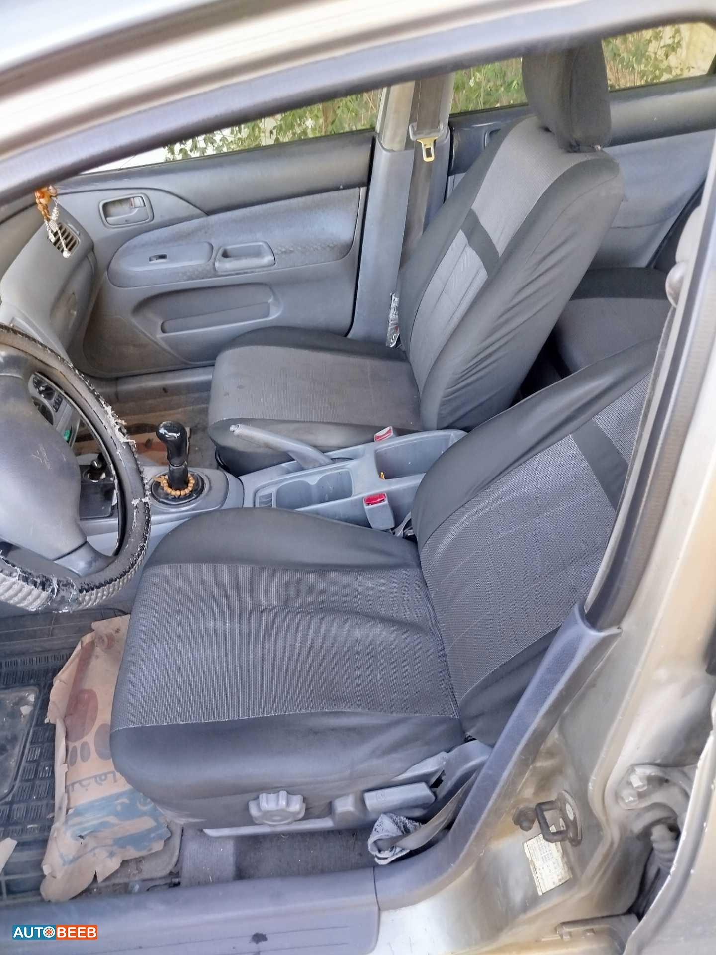 Mitsubishi Lancer 2002