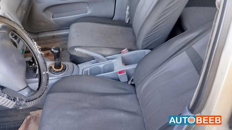 Mitsubishi Lancer 2002