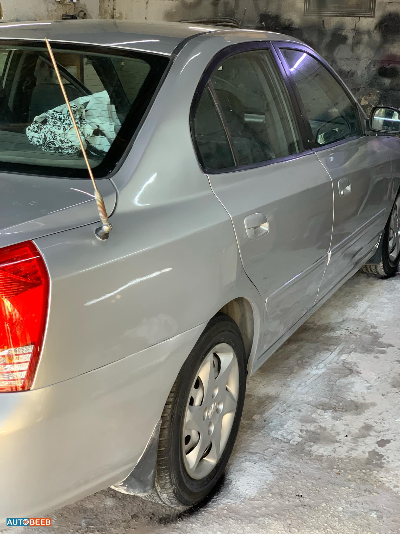 Hyundai Elantra 2005