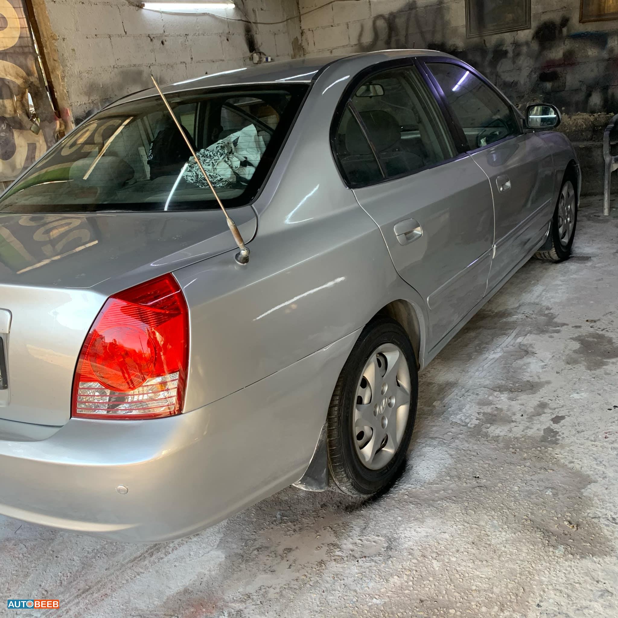 Hyundai Elantra 2005