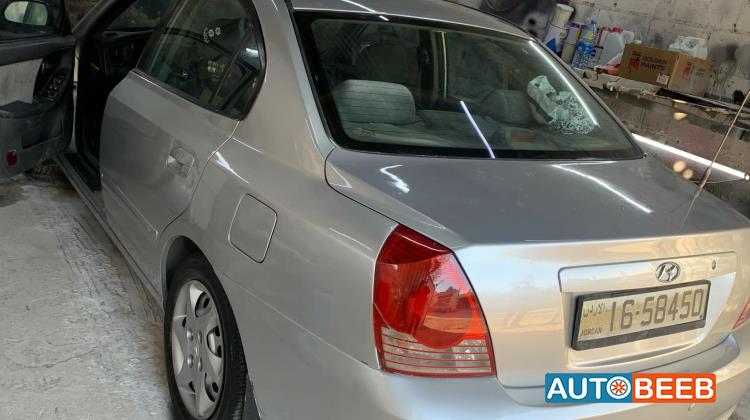 Hyundai Elantra 2005