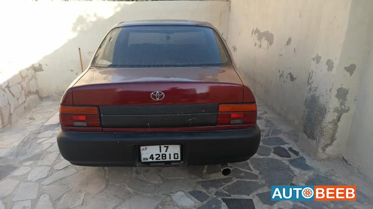 تويوتا كورولا 1995
