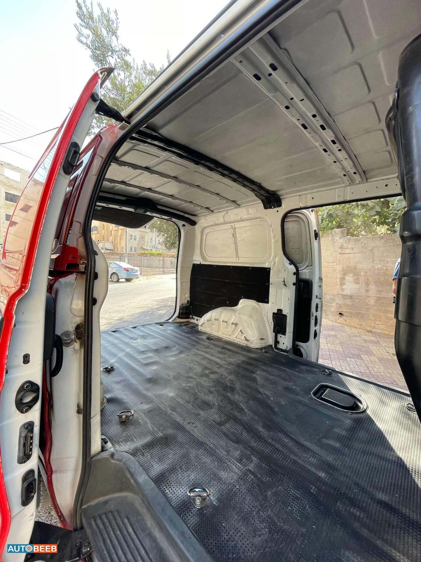 ميني فان هيونداي 2016