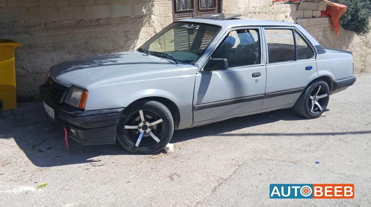 اوبل كاديت 1982