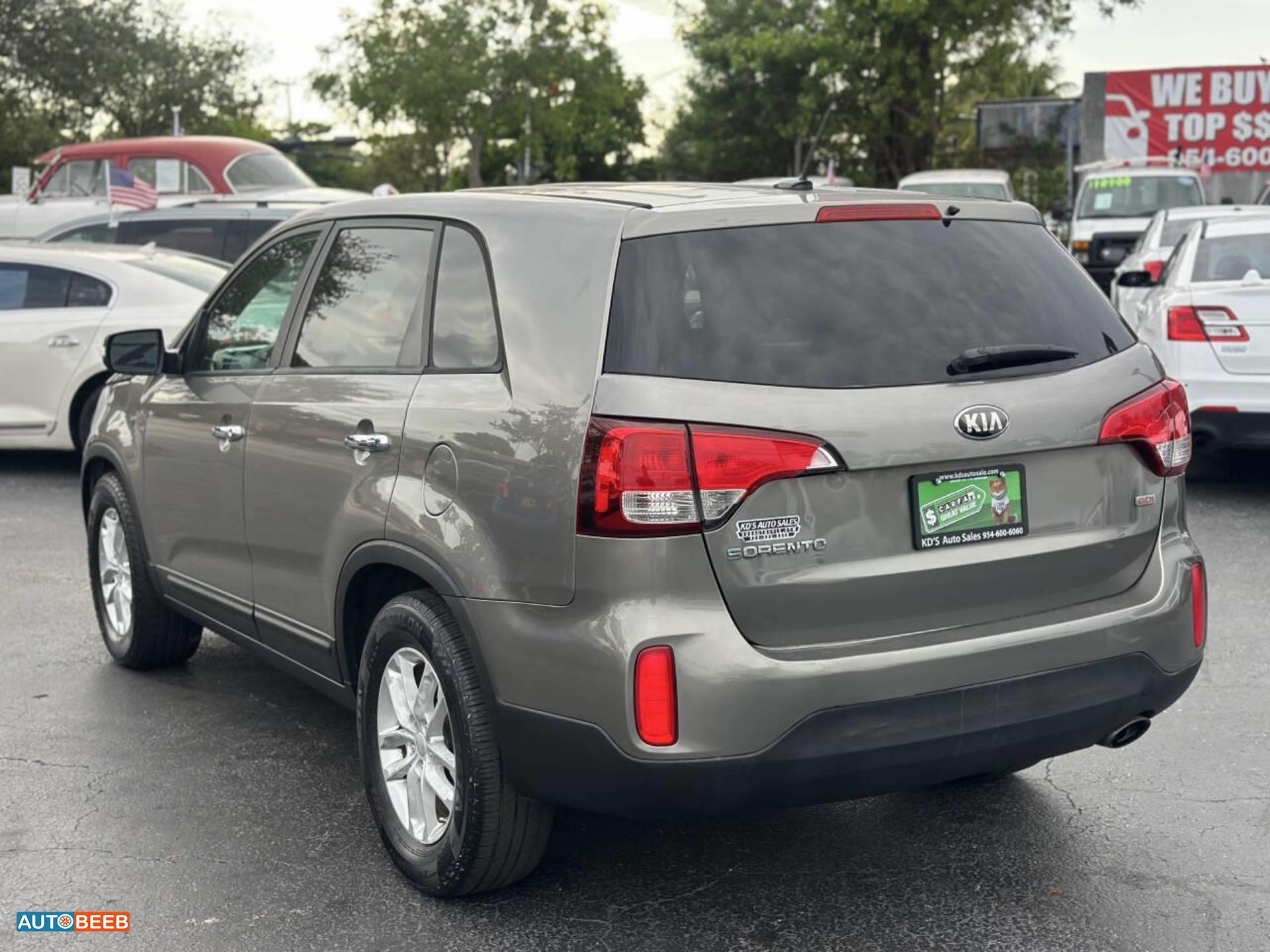 كيا سورينتو 2015