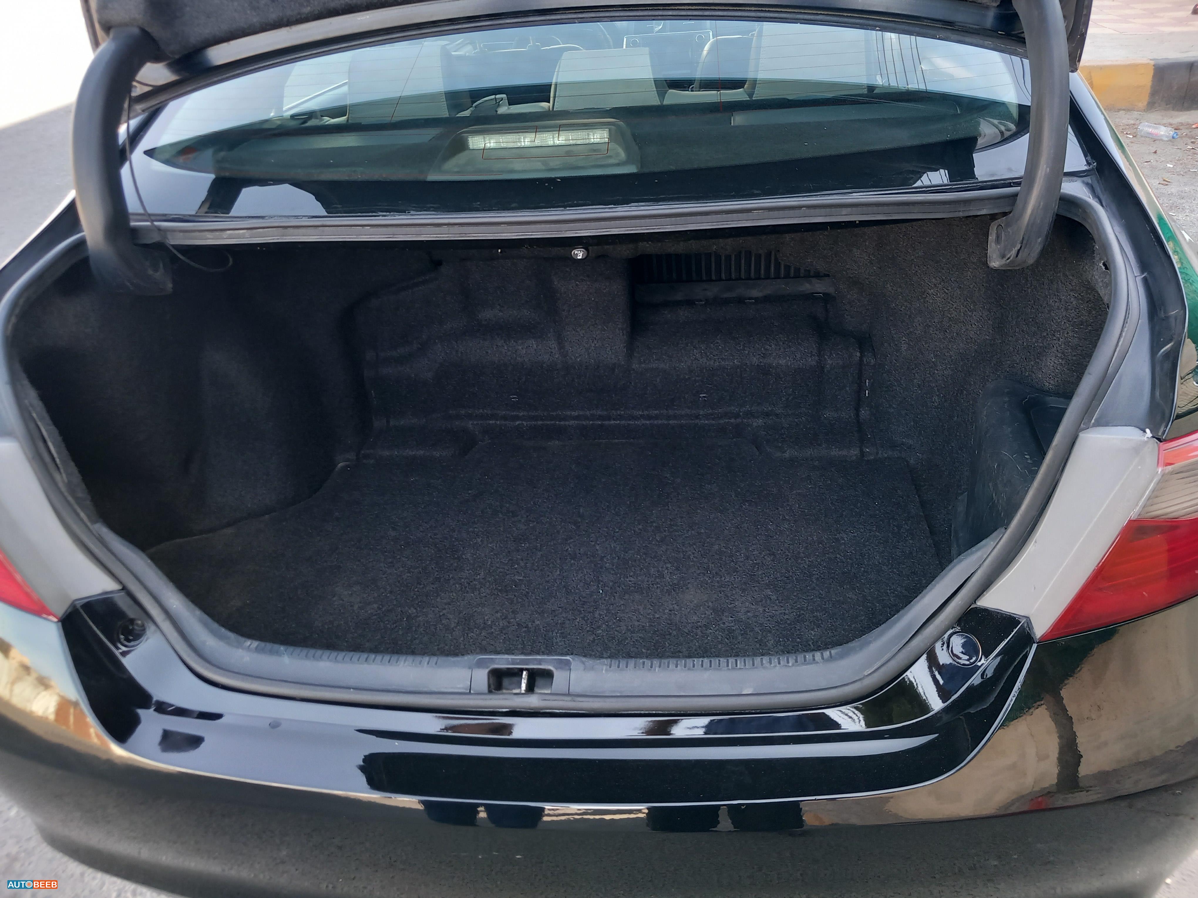 تويوتا كامري 2015