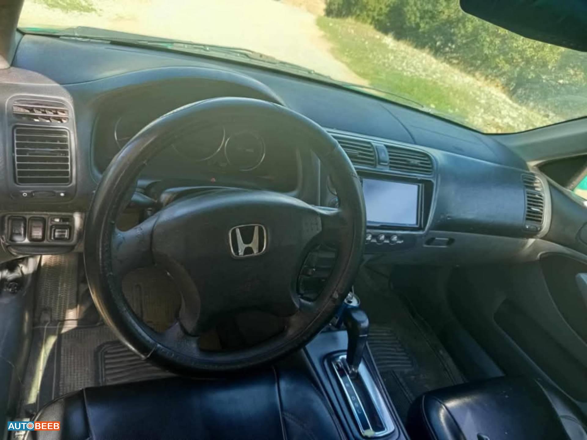 هوندا سيفيك 2004