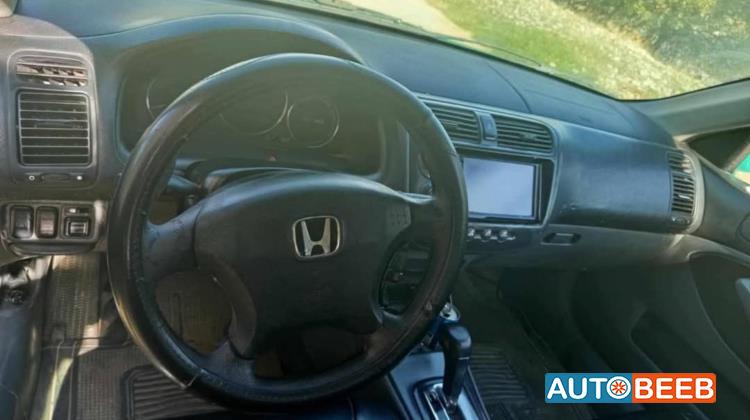 هوندا سيفيك 2004