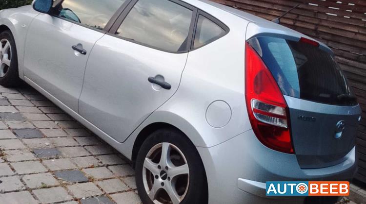 هيونداي i30 2009