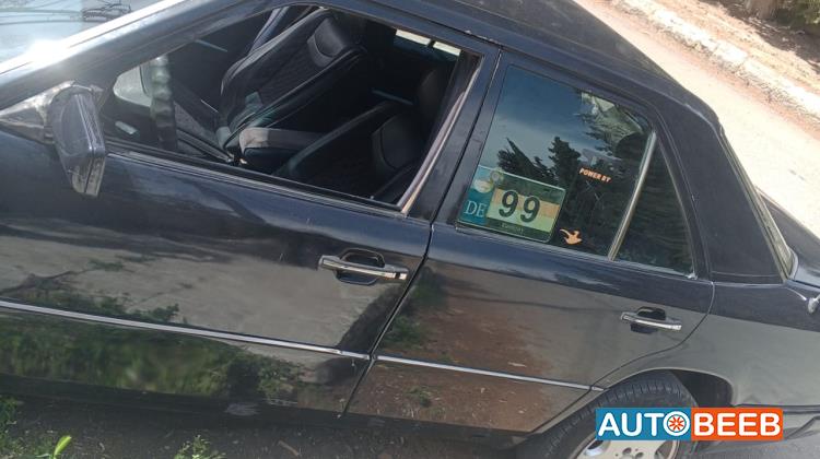 Mercedes Benz E200 1991