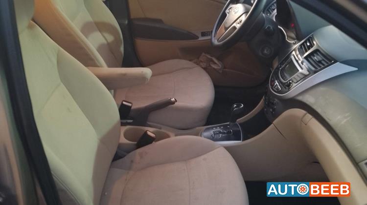 Hyundai Accent 2014