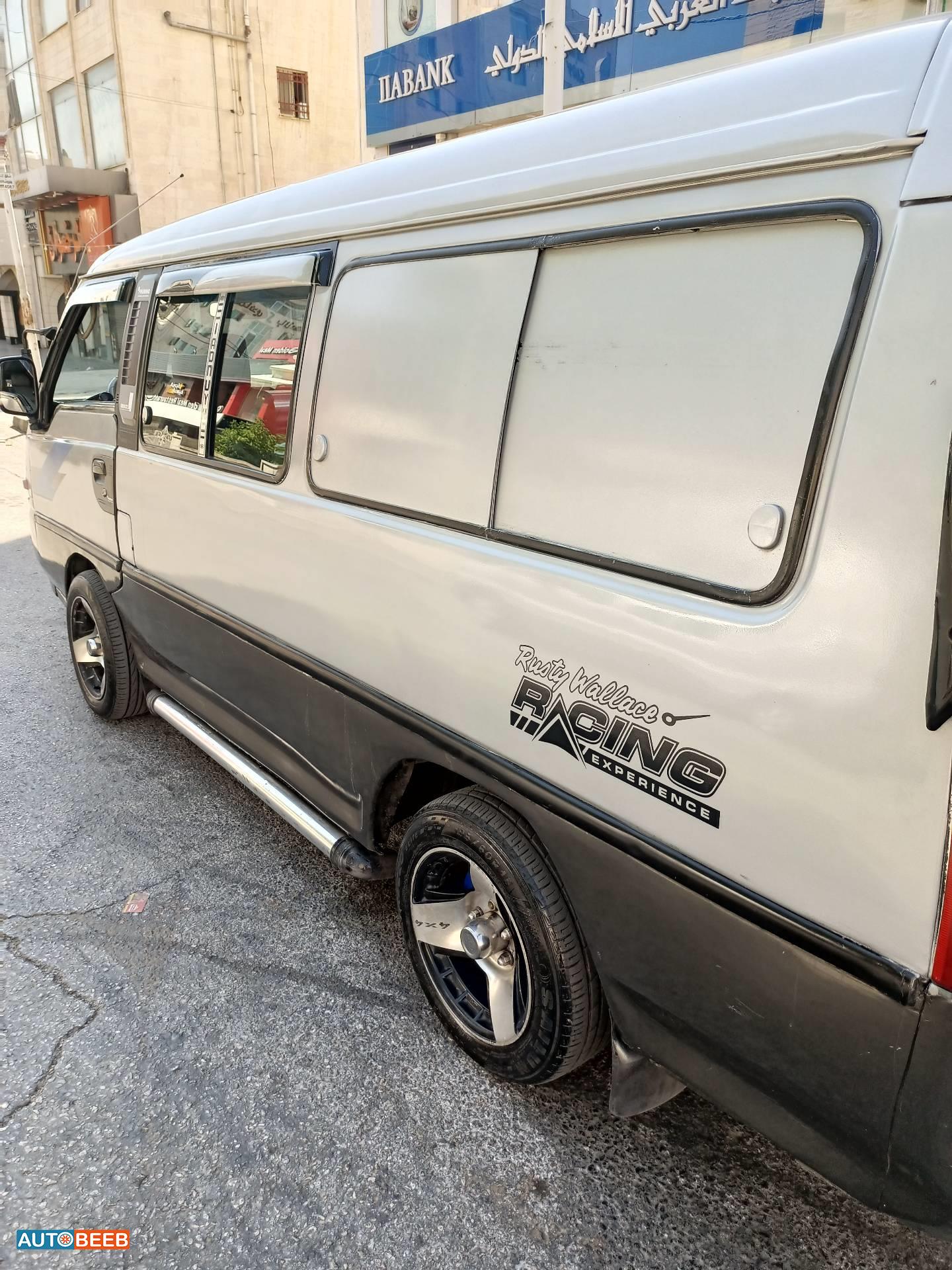 ميني فان هيونداي 2001