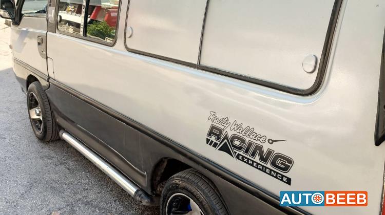 ميني فان هيونداي 2001