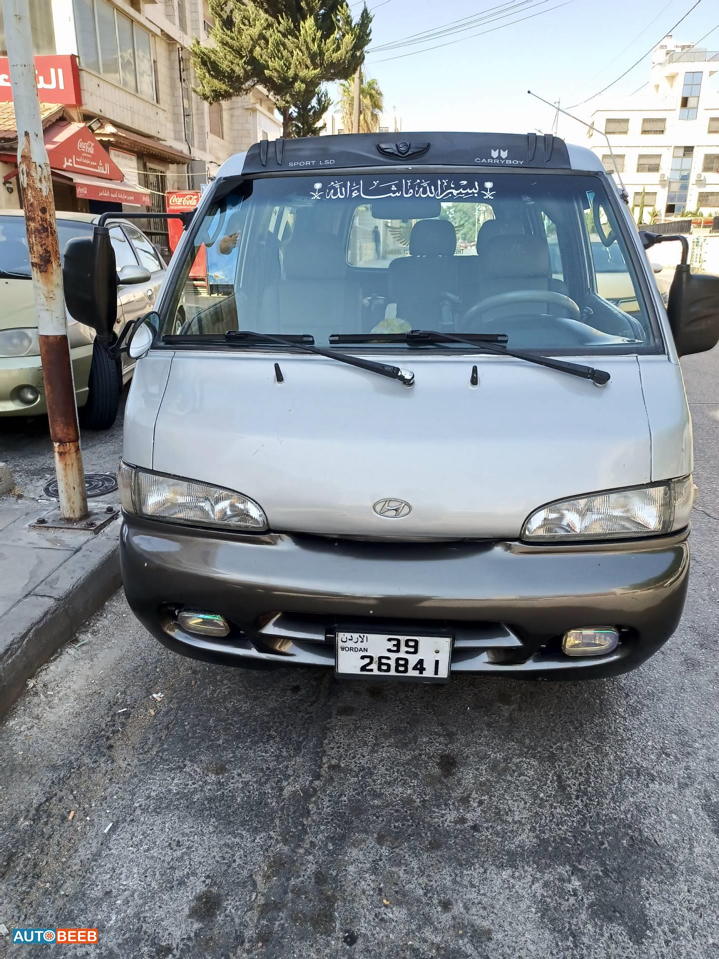 ميني فان هيونداي 2001