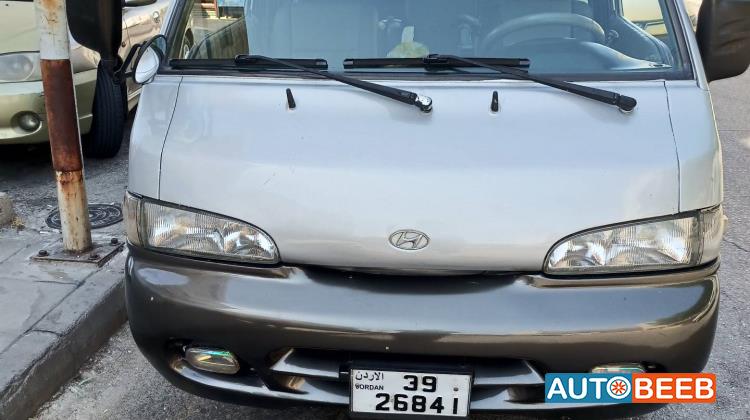 ميني فان هيونداي 2001