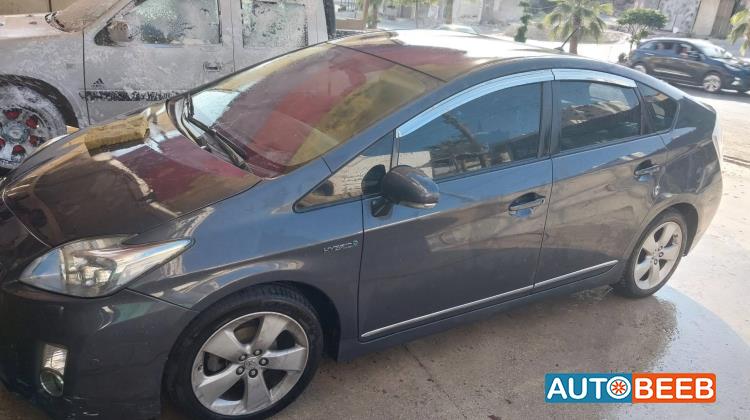 تويوتا بريوس 2010