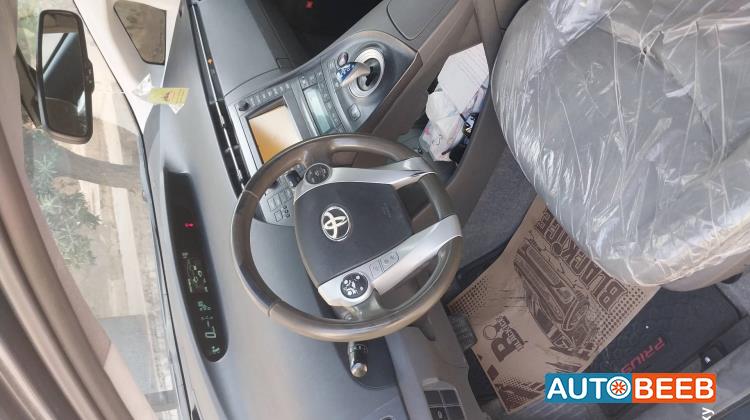 تويوتا بريوس 2010