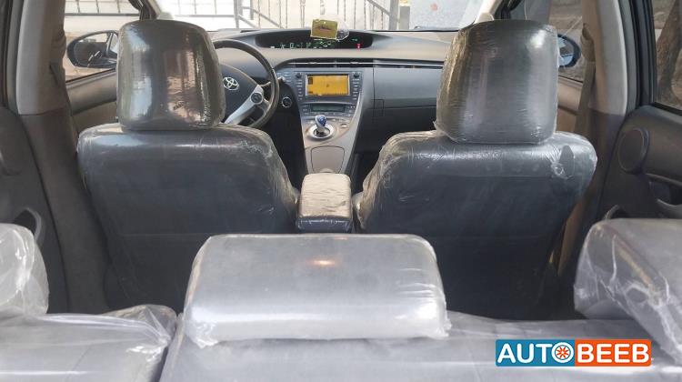 تويوتا بريوس 2010