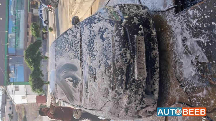 تويوتا بريوس 2010