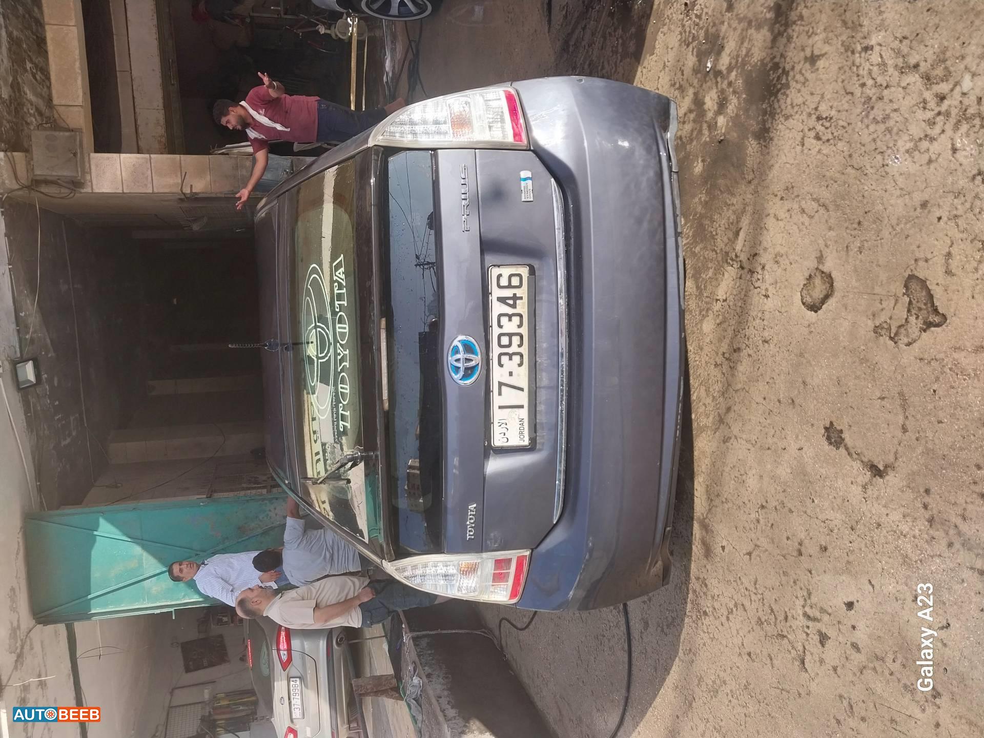 تويوتا بريوس 2010