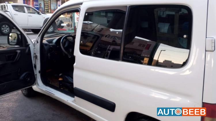 Peugeot Partner 2012