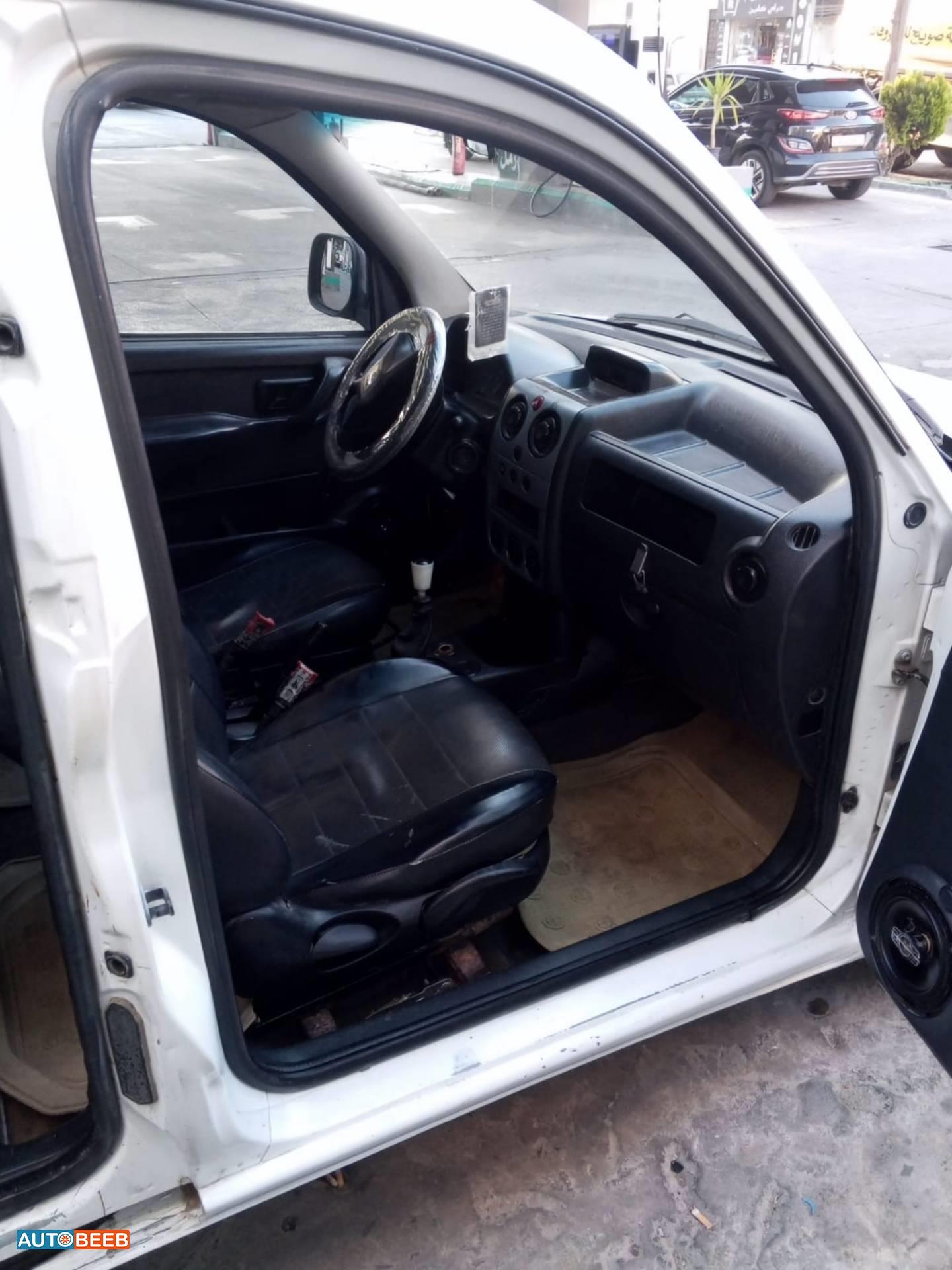 Peugeot Partner 2012