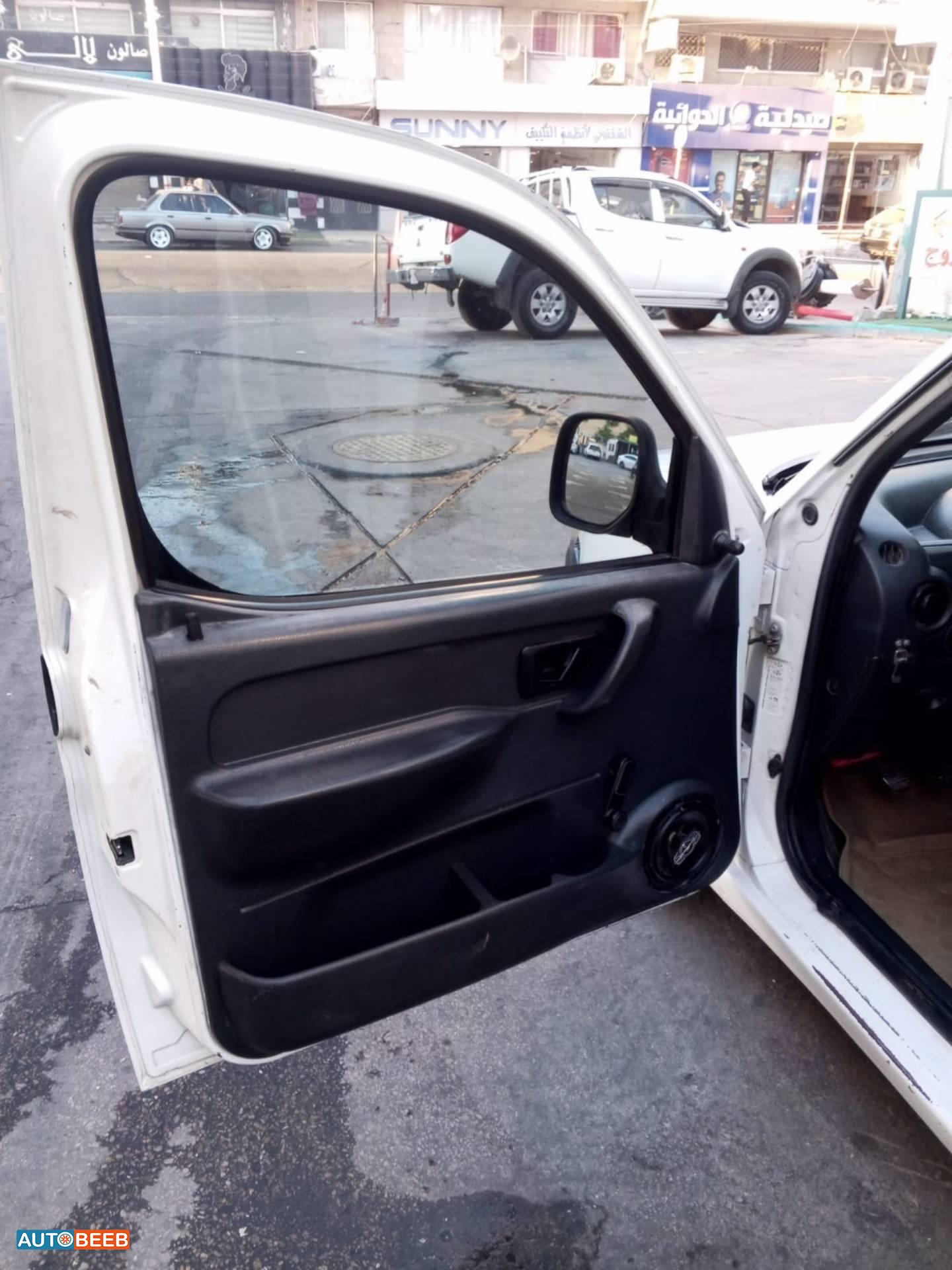 Peugeot Partner 2012