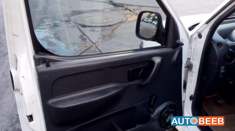 Peugeot Partner 2012