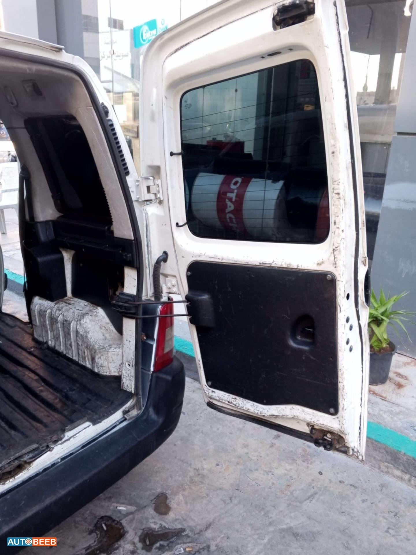 Peugeot Partner 2012