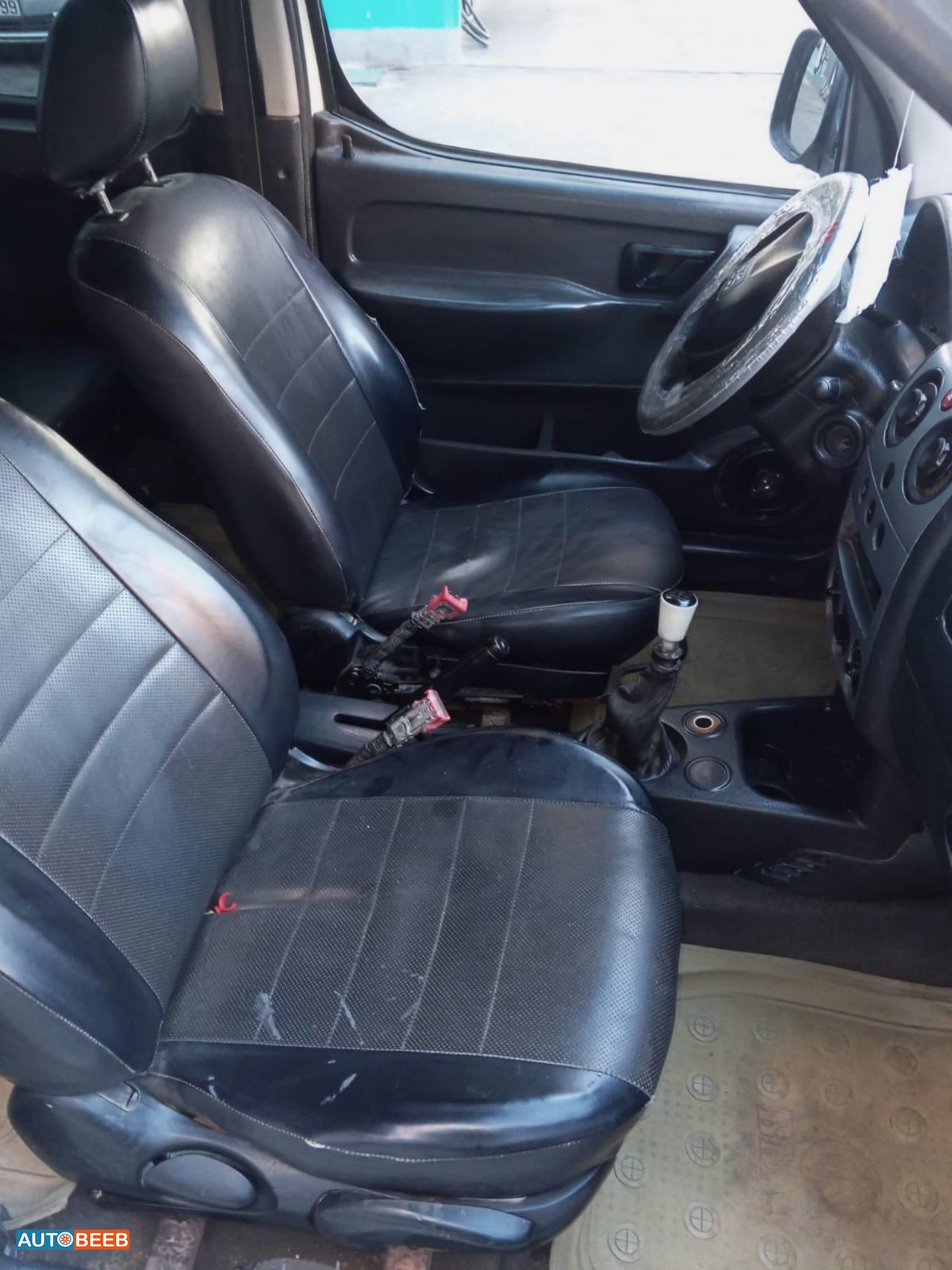 Peugeot Partner 2012