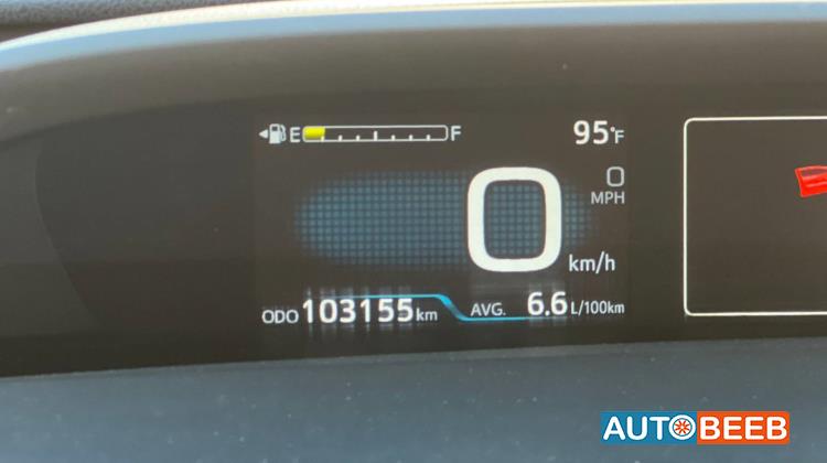 تويوتا بريوس 2017