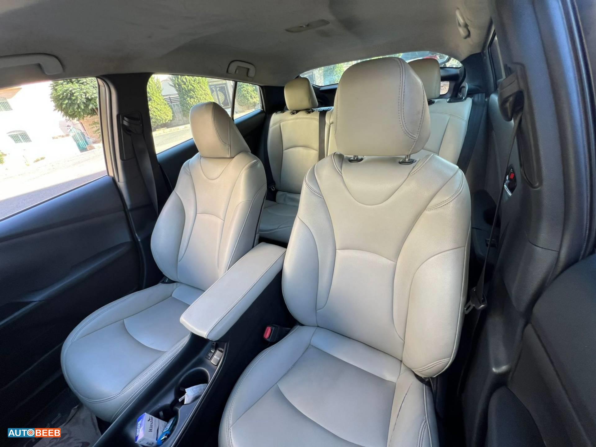 تويوتا بريوس 2017