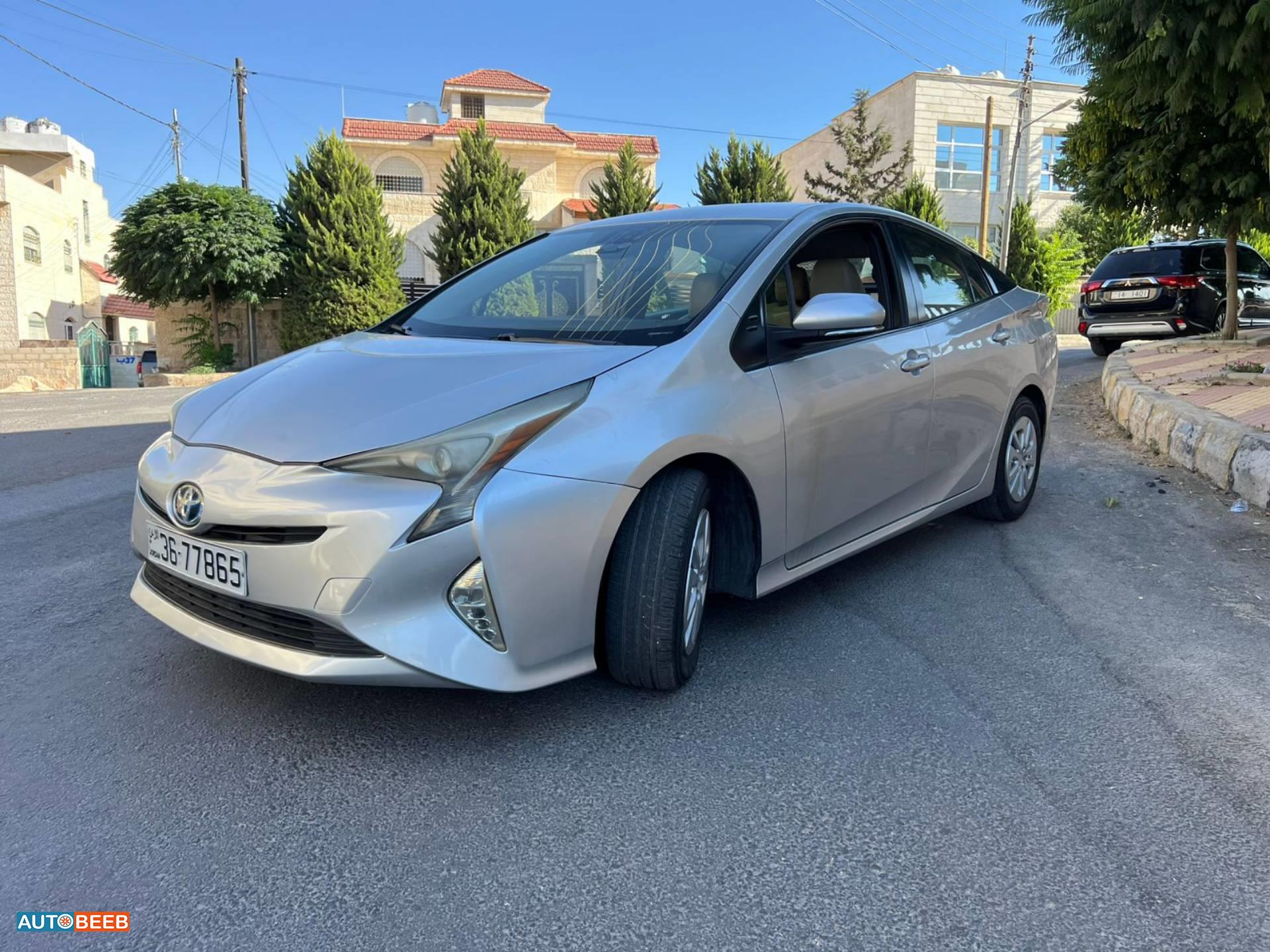 تويوتا بريوس 2017