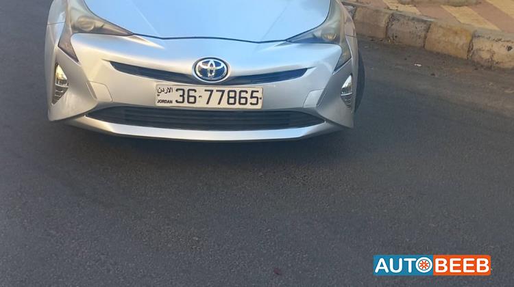 تويوتا بريوس 2017