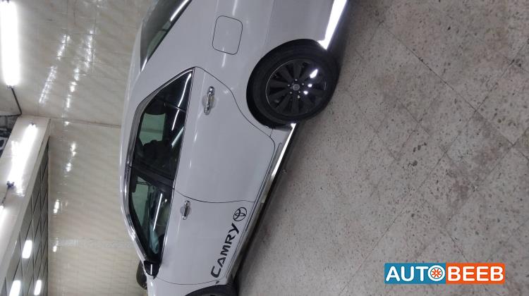 تويوتا كامري 2013