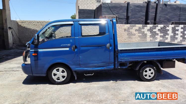 caravan Hyundai 2010