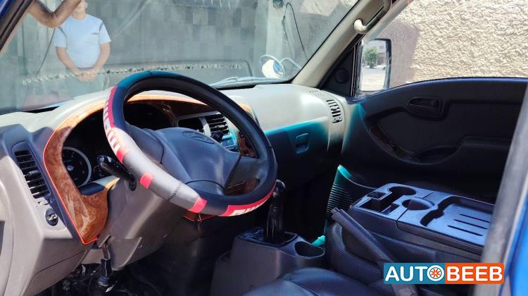 caravan Hyundai 2010