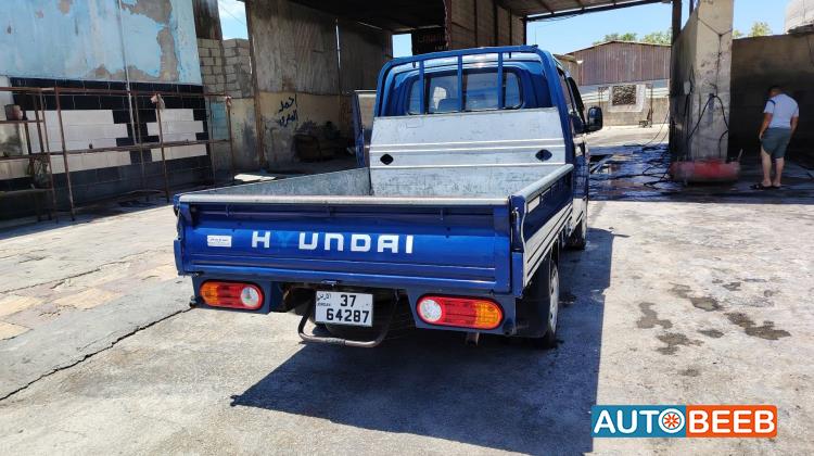 caravan Hyundai 2010