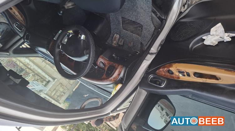 Minibus Hyundai 2003