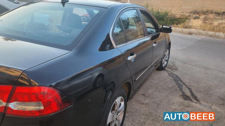 كيا لوتزي 2009