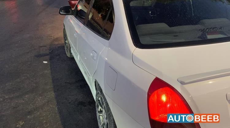 Hyundai Avante 2001