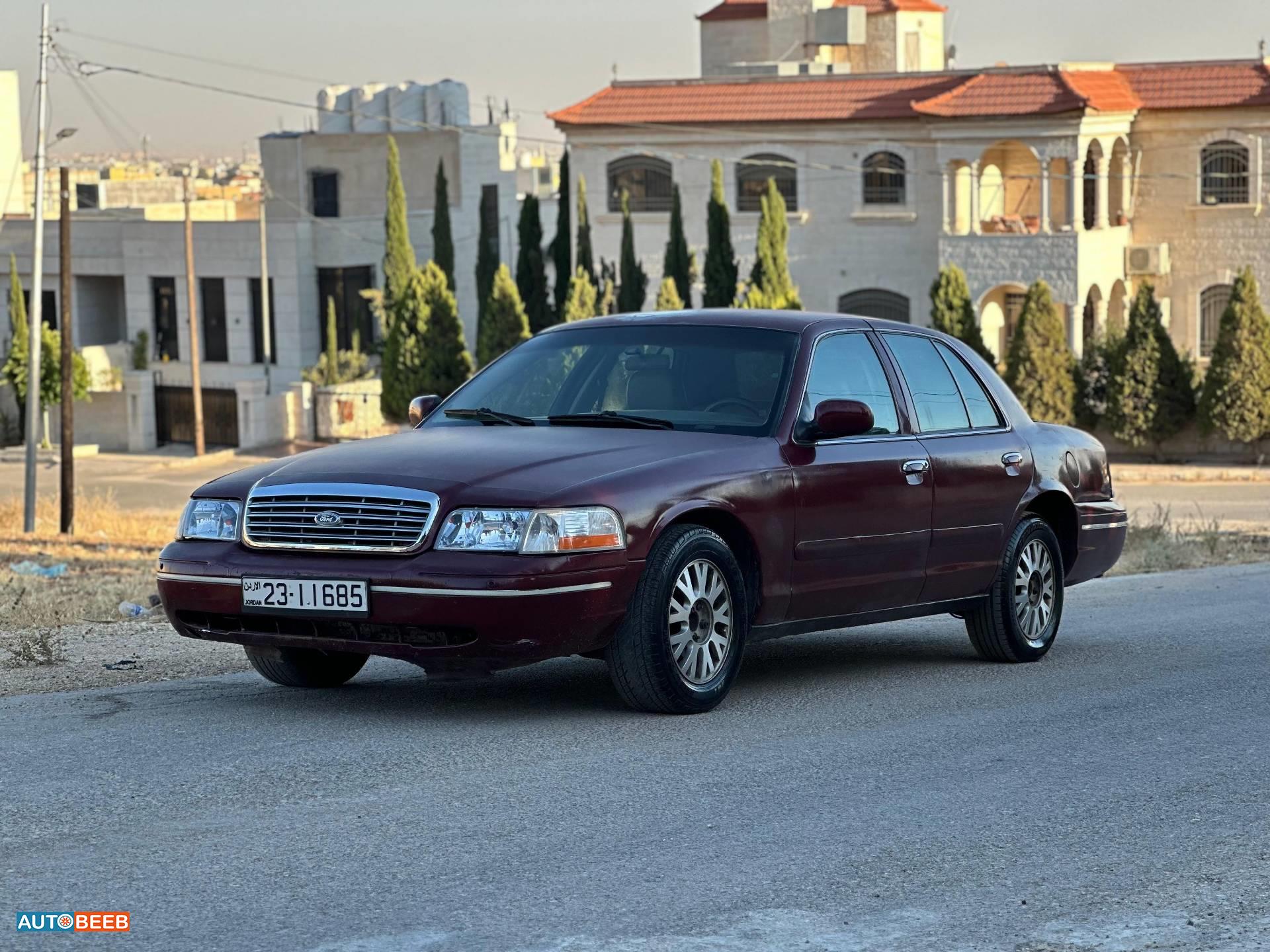 Ford Crown Victoria 2003