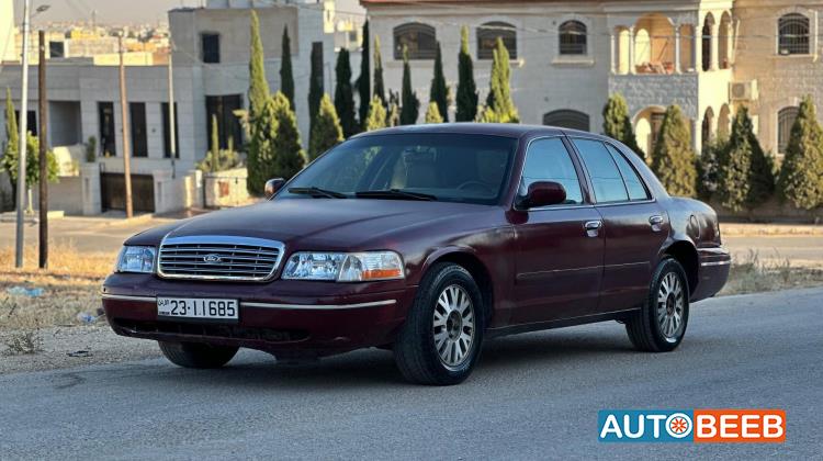 Ford Crown Victoria 2003